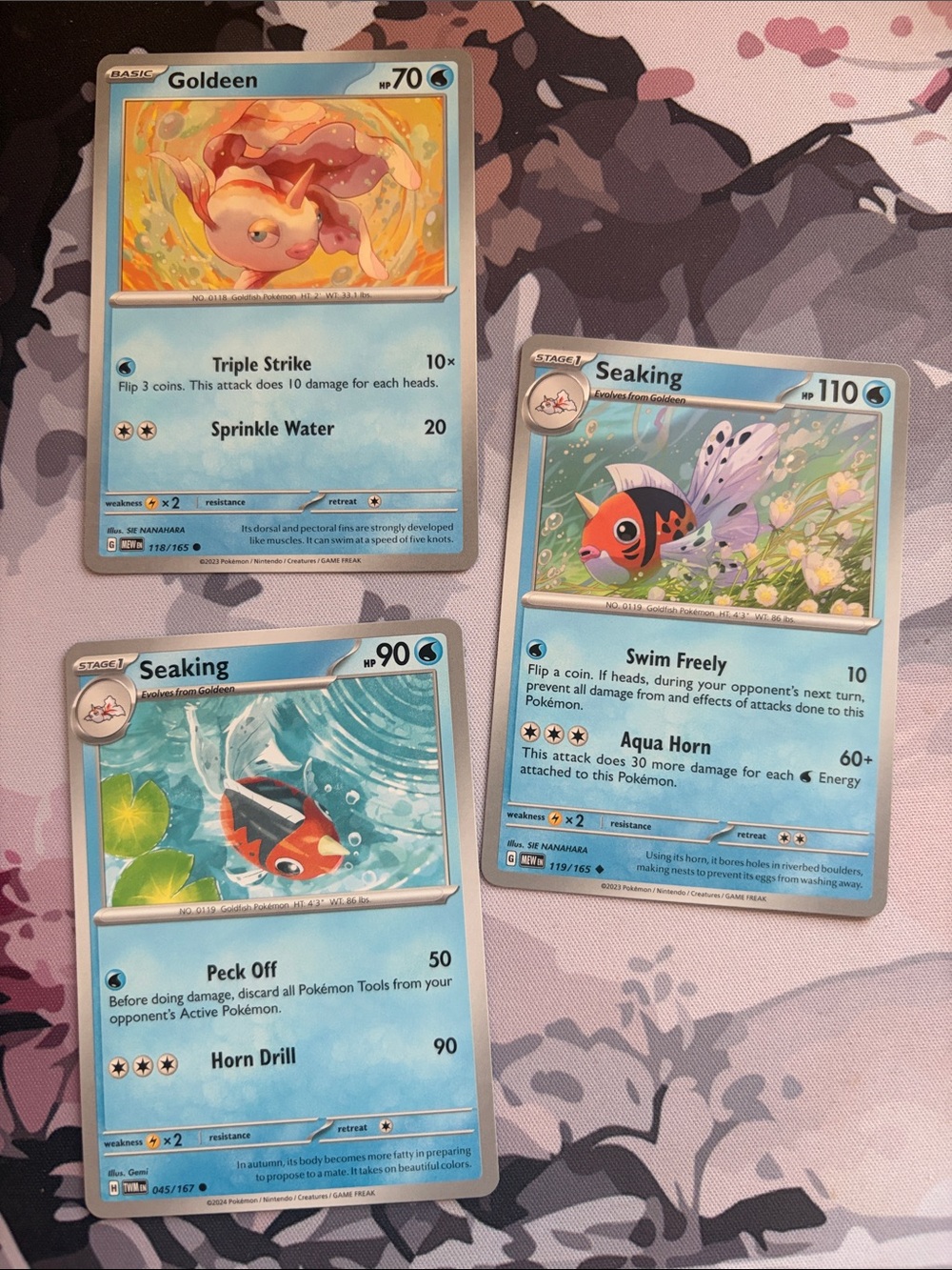 Goldeen & Seaking Evolution Collection Lot | 3 Pokémon Cards | ✨5/$25✨